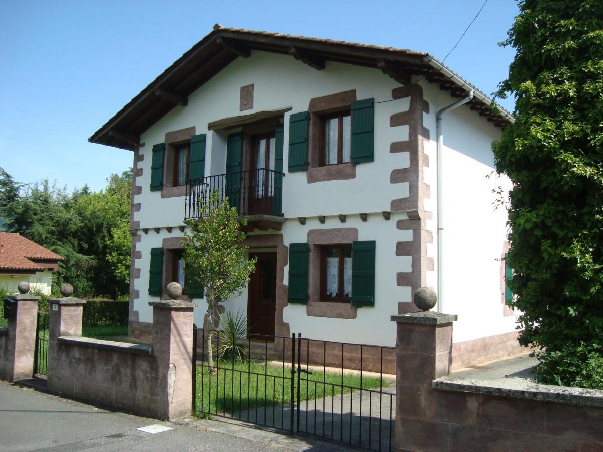Villa Lopenea Garzáin Esterno foto