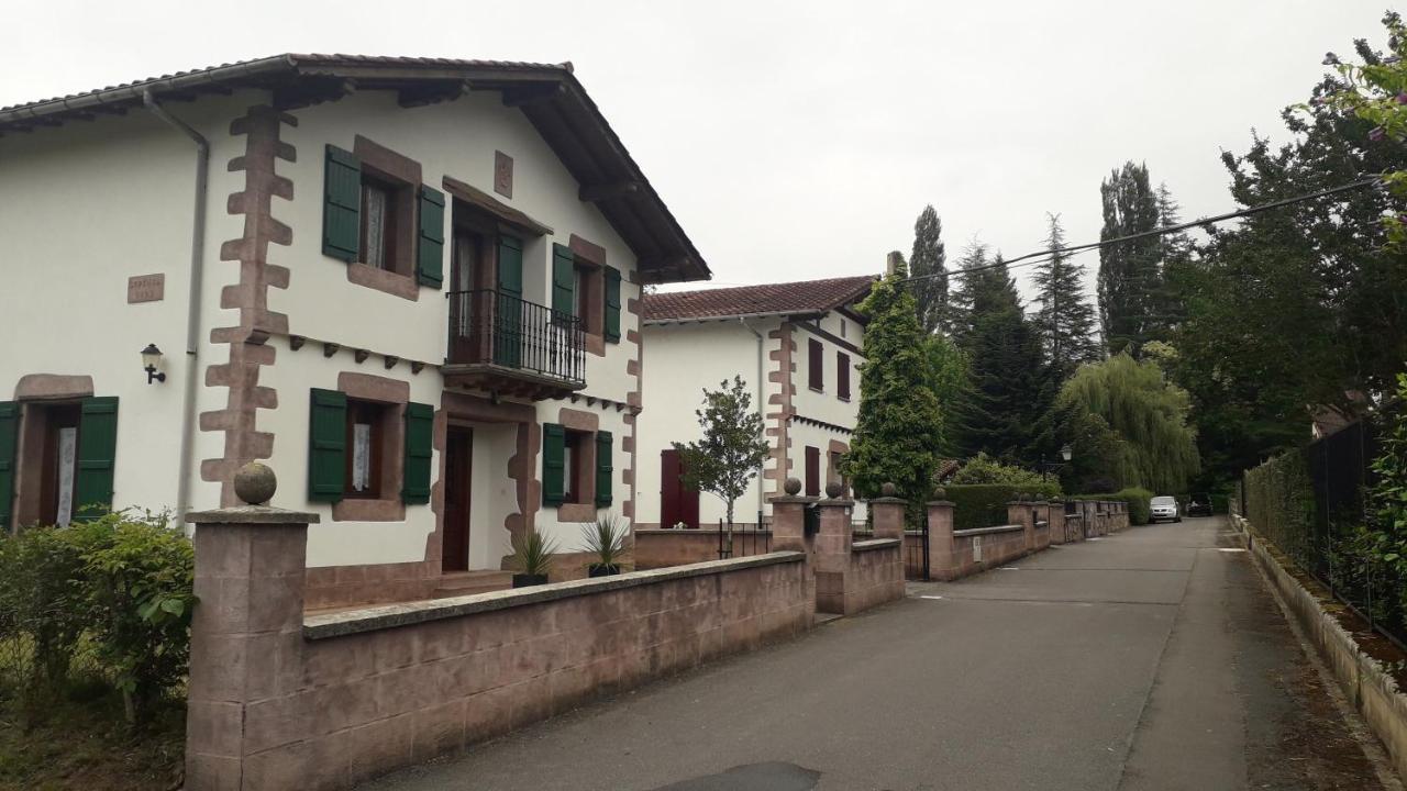 Villa Lopenea Garzáin Esterno foto